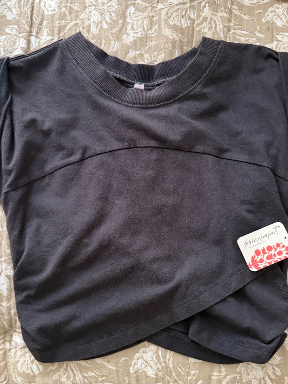 FP Hot Shot Top - Black Cropped Overlap Hem Tee Sz sm